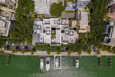 6105 Laguna Drive W Miami Beach FL 33141