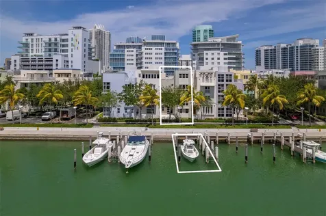 6105 Laguna Drive W Miami Beach FL 33141