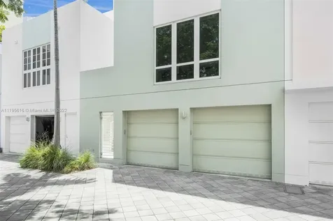 6105 Laguna Drive W Miami Beach FL 33141