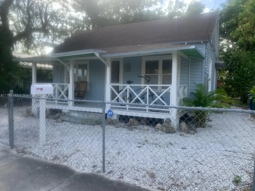 3616 Thomas Avenue Miami FL 33133