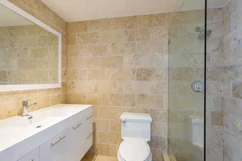 7239 E Lago Drive Coral Gables FL 33143