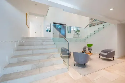7239 E Lago Drive Coral Gables FL 33143