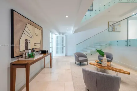 7239 E Lago Drive Coral Gables FL 33143