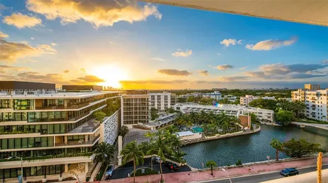Miami Beach FL 33139