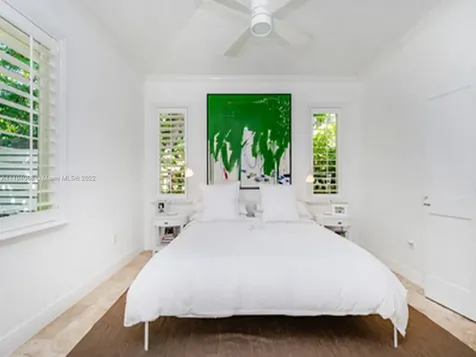 310 W Enid Drive Key Biscayne FL 33149