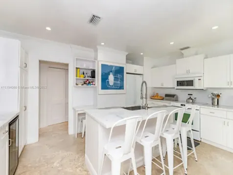 310 W Enid Drive Key Biscayne FL 33149