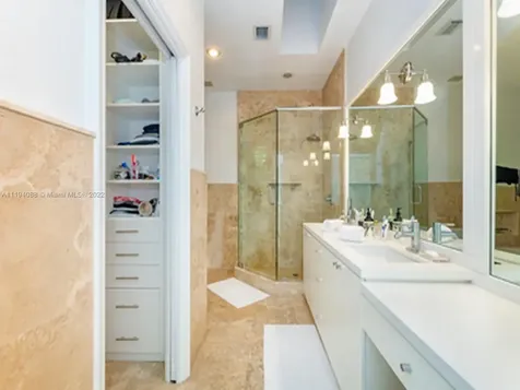 310 W Enid Drive Key Biscayne FL 33149