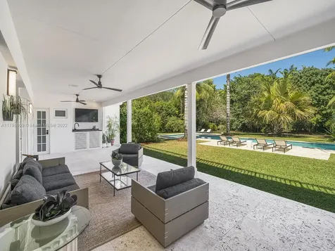 9621 SW 62nd Court Pinecrest FL 33156