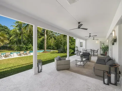 9621 SW 62nd Court Pinecrest FL 33156