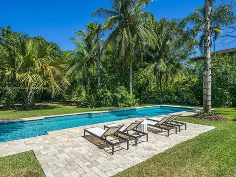 9621 SW 62nd Court Pinecrest FL 33156