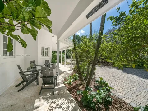 9621 SW 62nd Court Pinecrest FL 33156