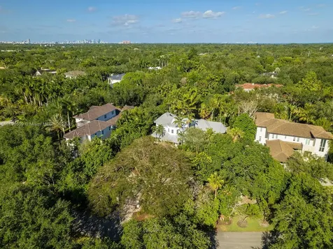 9621 SW 62nd Court Pinecrest FL 33156