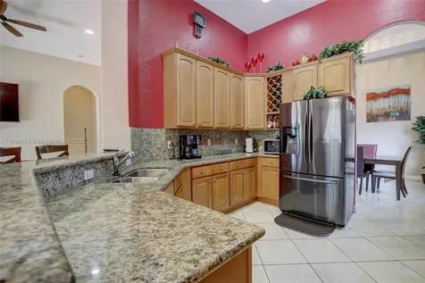 7464 SW 188th Terrace Cutler Bay FL 33157