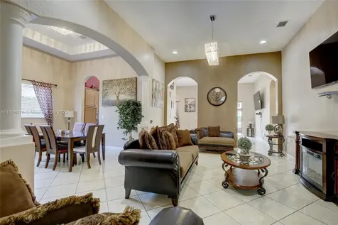 7464 SW 188th Terrace Cutler Bay FL 33157