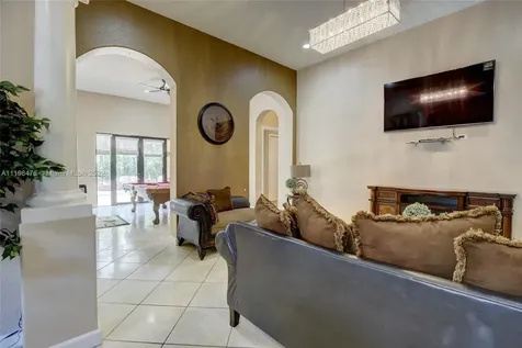 7464 SW 188th Terrace Cutler Bay FL 33157