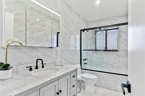 2410 NE 209th Terrace Miami FL 33180