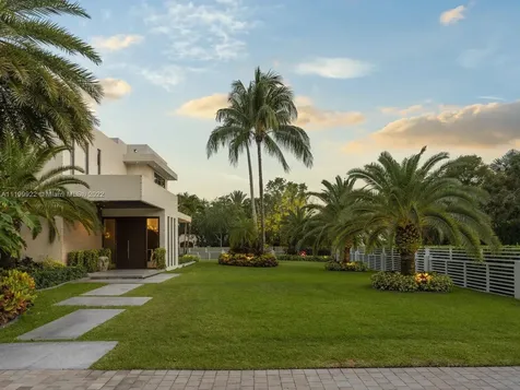 10391 SW 64 Avenue Pinecrest FL 33156