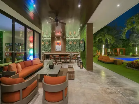 10391 SW 64 Avenue Pinecrest FL 33156