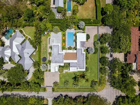10391 SW 64 Avenue Pinecrest FL 33156