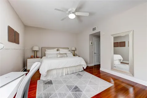 7632 SW 102nd Street Pinecrest FL 33156