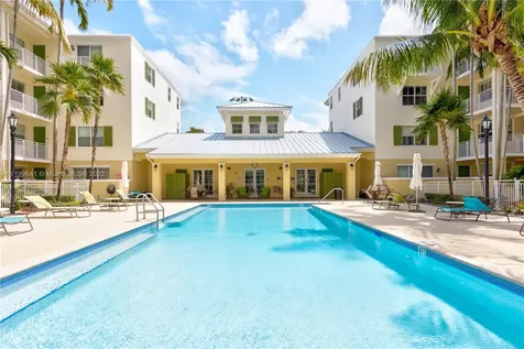7632 SW 102nd Street Pinecrest FL 33156
