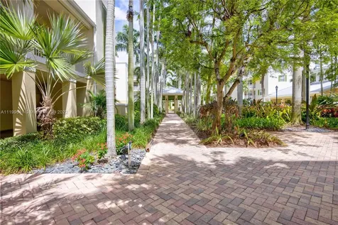 7632 SW 102nd Street Pinecrest FL 33156