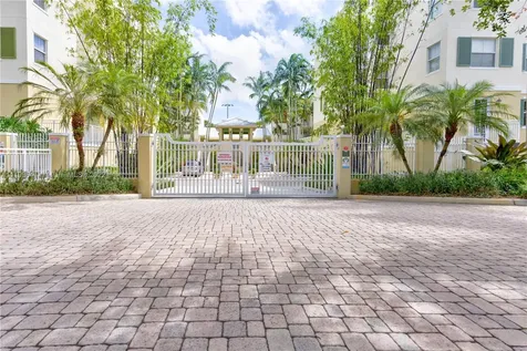 7632 SW 102nd Street Pinecrest FL 33156