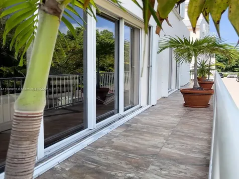 50 Ocean Lane Drive Key Biscayne FL 33149