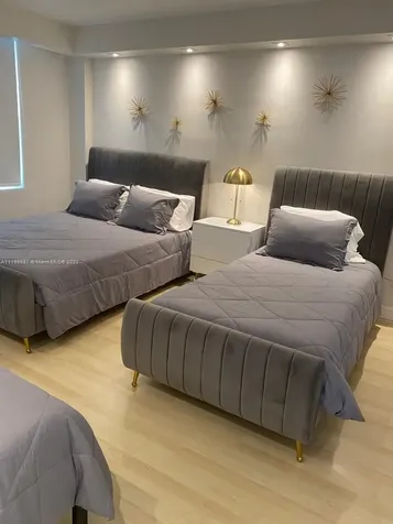 5151 Collins Avenue Miami Beach FL 33140