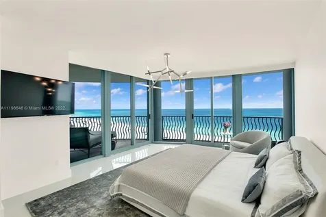 1500 Ocean Drive Miami Beach FL 33139