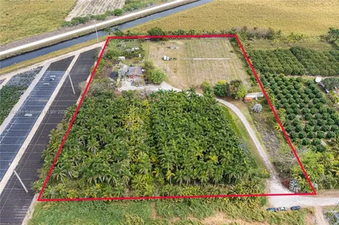 20305 SW 180th Street Miami FL 33187
