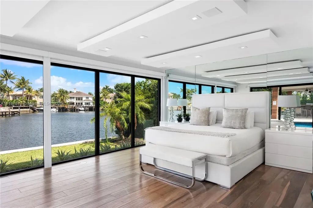 1025 Diplomat Parkway Hollywood FL 33019