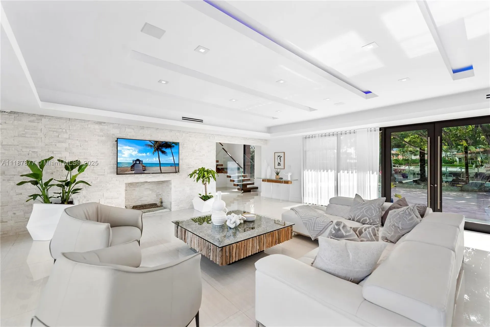 1025 Diplomat Parkway Hollywood FL 33019
