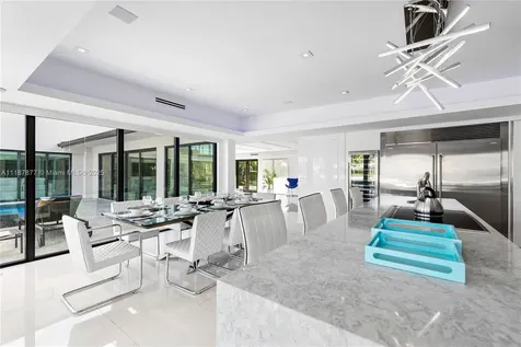 1025 Diplomat Parkway Hollywood FL 33019