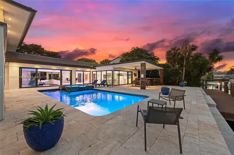 1025 Diplomat Parkway Hollywood FL 33019