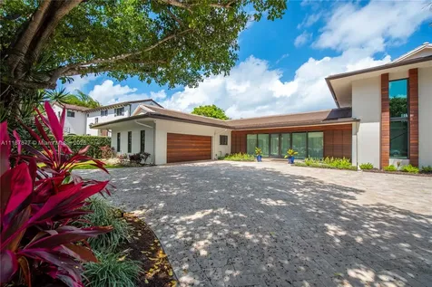 1025 Diplomat Parkway Hollywood FL 33019