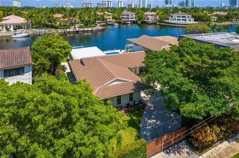 1025 Diplomat Parkway Hollywood FL 33019