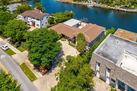 1025 Diplomat Parkway Hollywood FL 33019