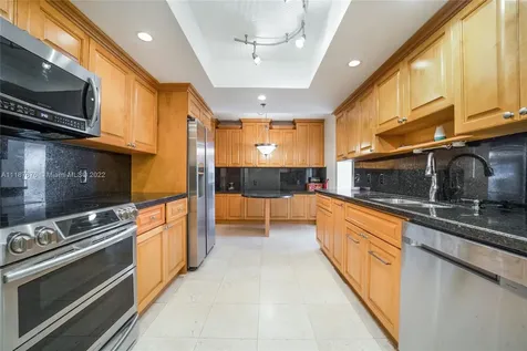 10175 Collins Avenue Bal Harbour FL 33154