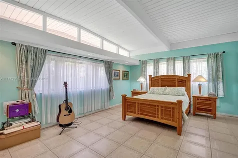 18550 NE 20th Court North Miami Beach FL 33179
