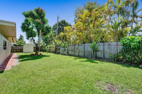 18550 NE 20th Court North Miami Beach FL 33179