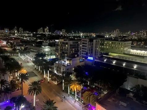 100 Lincoln Road Miami Beach FL 33139