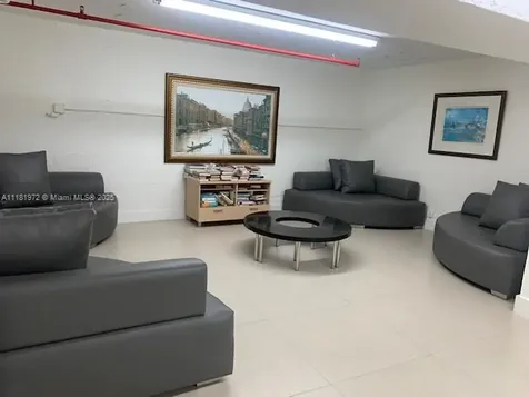 100 Lincoln Road Miami Beach FL 33139