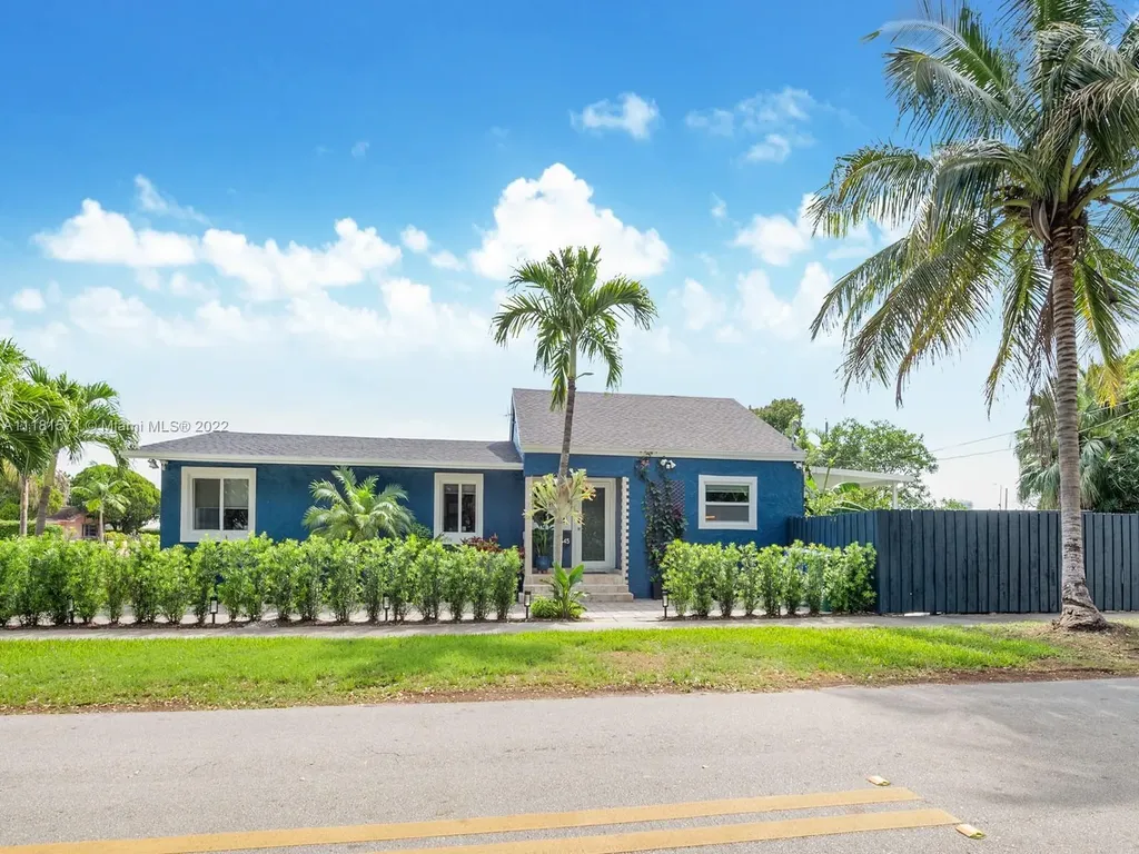 2545 SW 34th Avenue Miami FL 33133