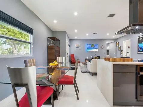 2545 SW 34th Avenue Miami FL 33133