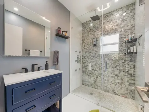 2545 SW 34th Avenue Miami FL 33133