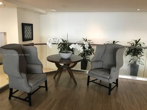 100 Lincoln Road Miami Beach FL 33139