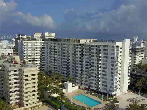 100 Lincoln Road Miami Beach FL 33139