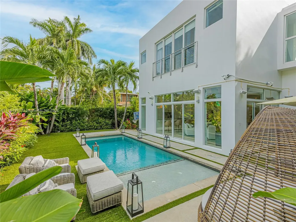 520 E Dilido Drive Miami Beach FL 33139