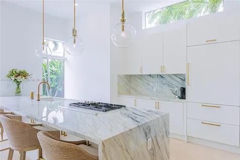 520 E Dilido Drive Miami Beach FL 33139